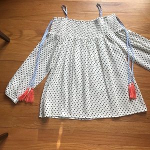 Beautiful Off the Shoulder THML Shirt